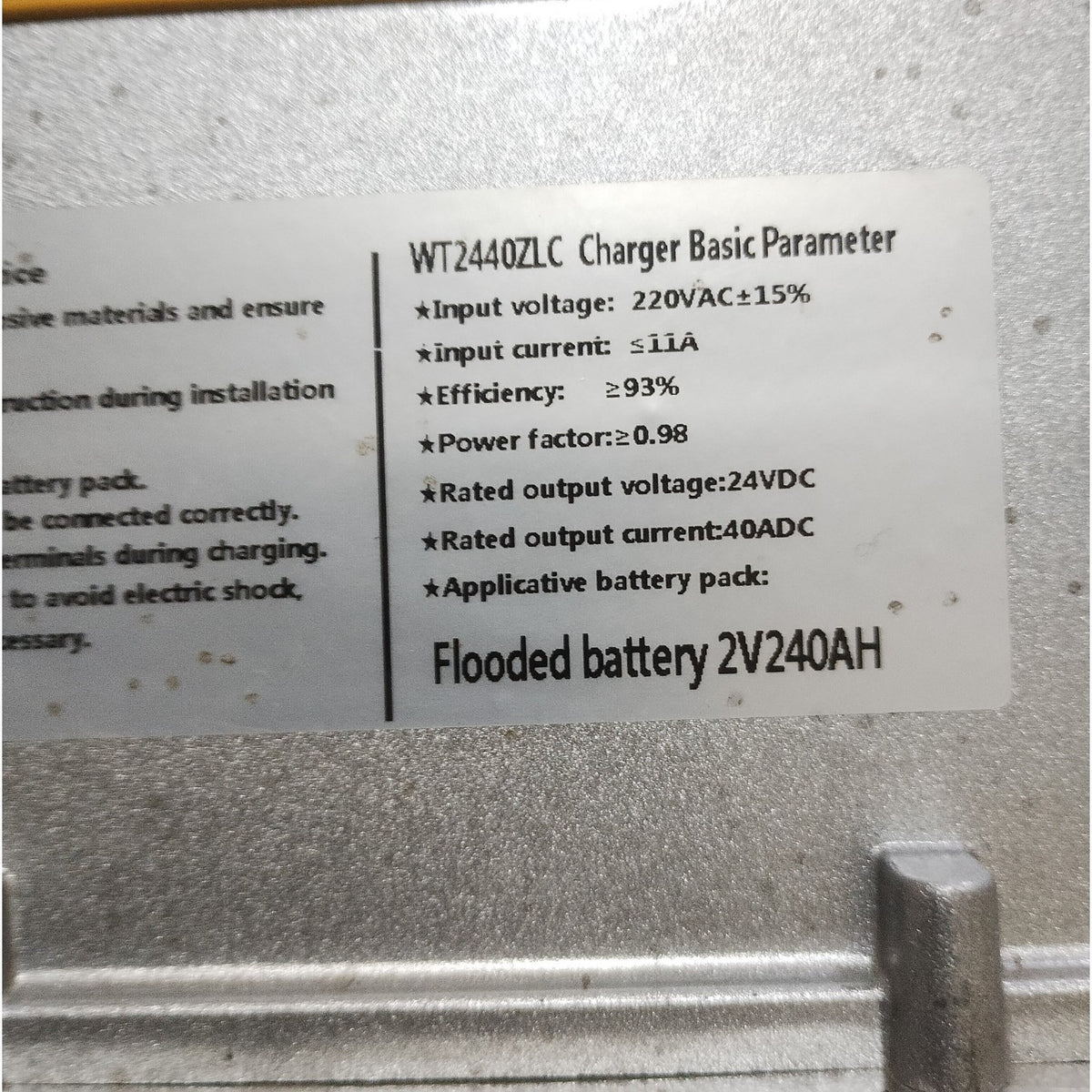🔋Cargador Industrial WT2440ZLC 24V 40A
