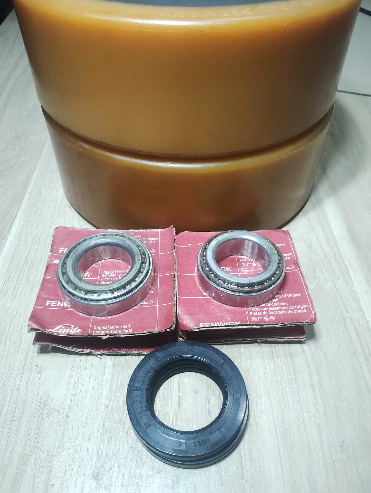 Par Ruedas de Carga Linde 115 (R14/R16)